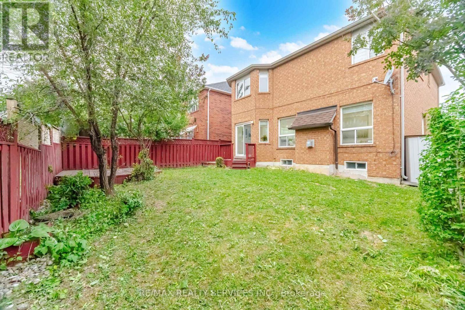 13 RIBBON DRIVE - 46