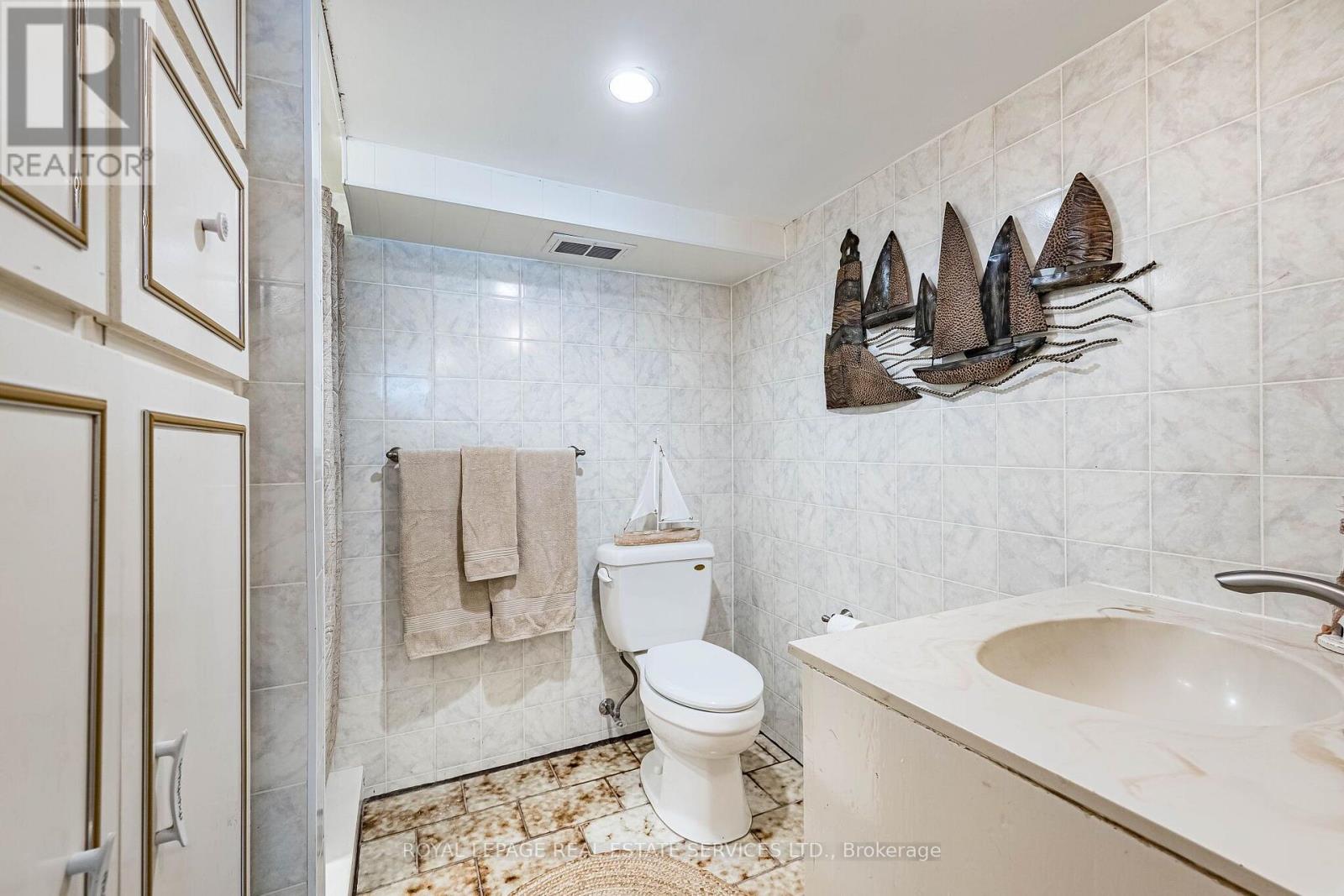 4 FERN STREET - Image 33
