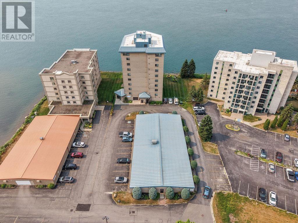 711 Bay ST # 802 - 6