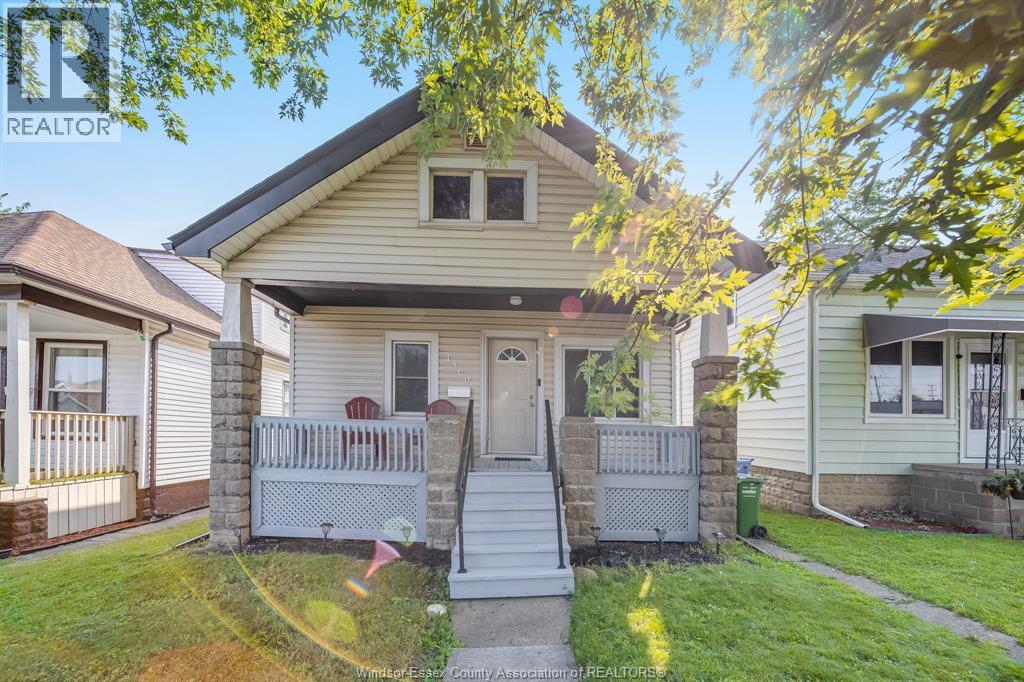 1560 LILLIAN AVENUE - 1