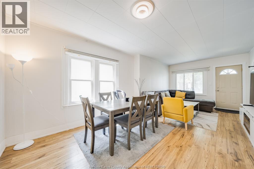 1560 LILLIAN AVENUE - 10