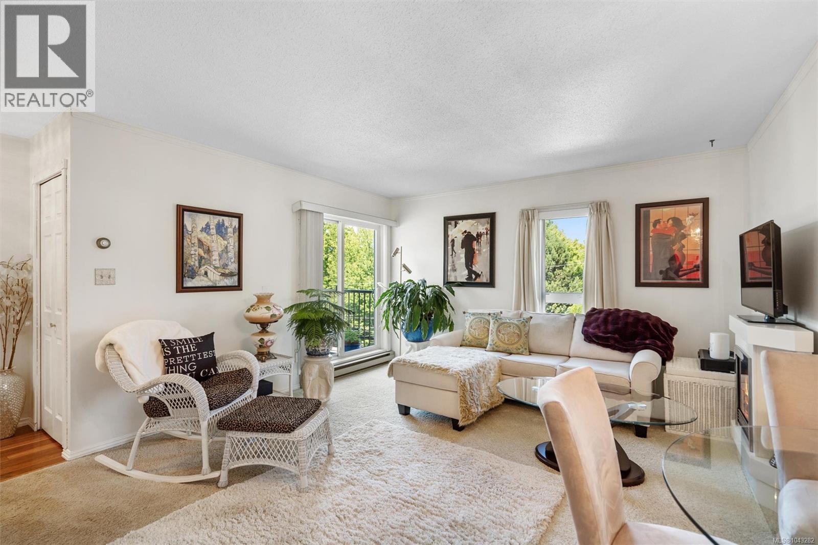 #402 3258 Alder St - 6