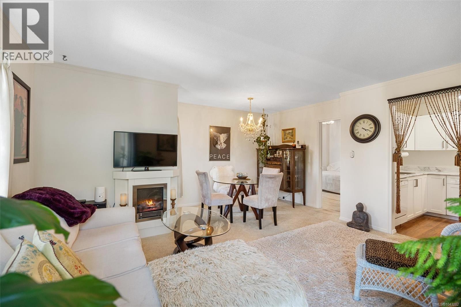 #402 3258 Alder St - 7