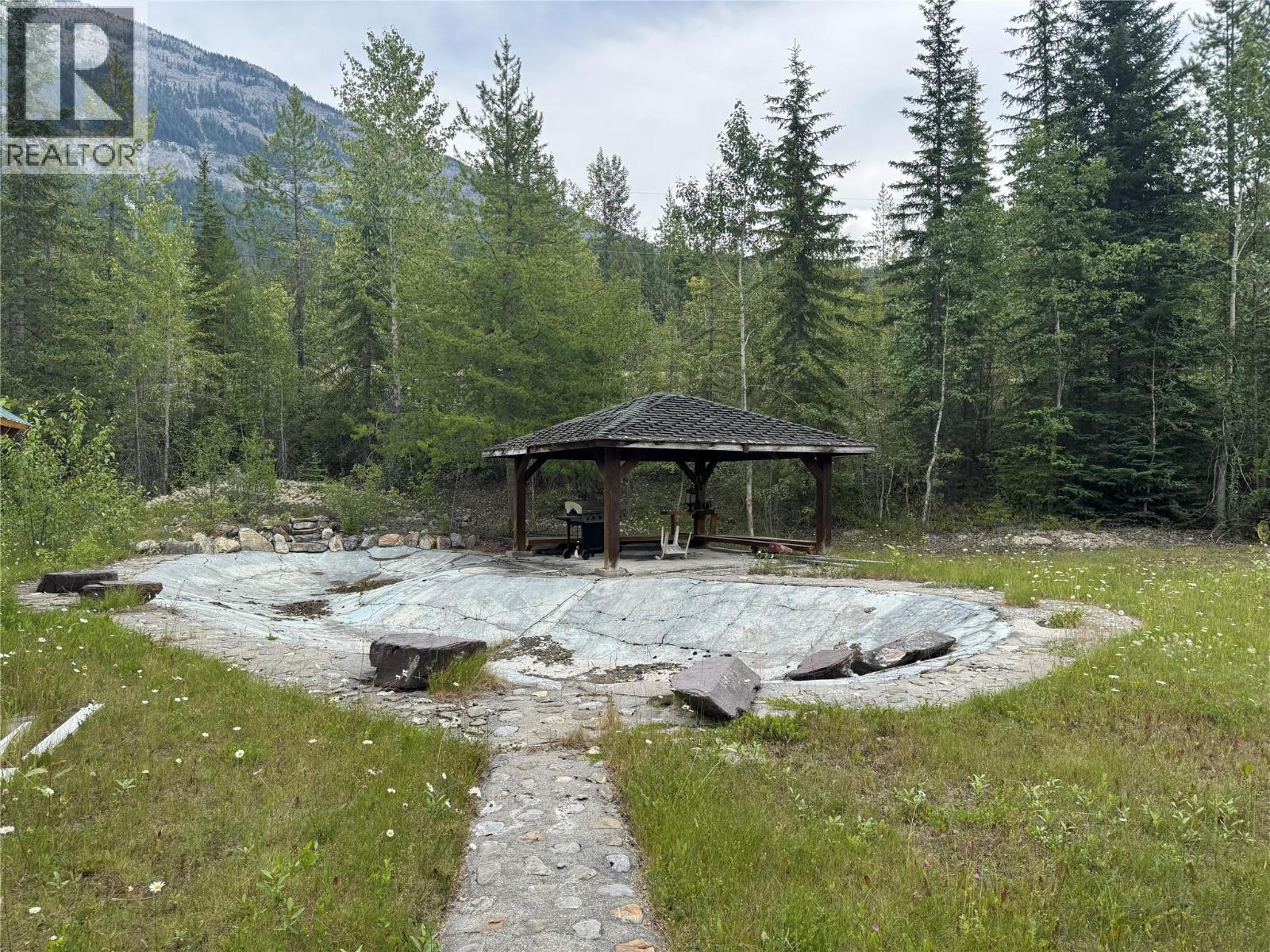 2810 BEAVERFOOT RD Road - 10