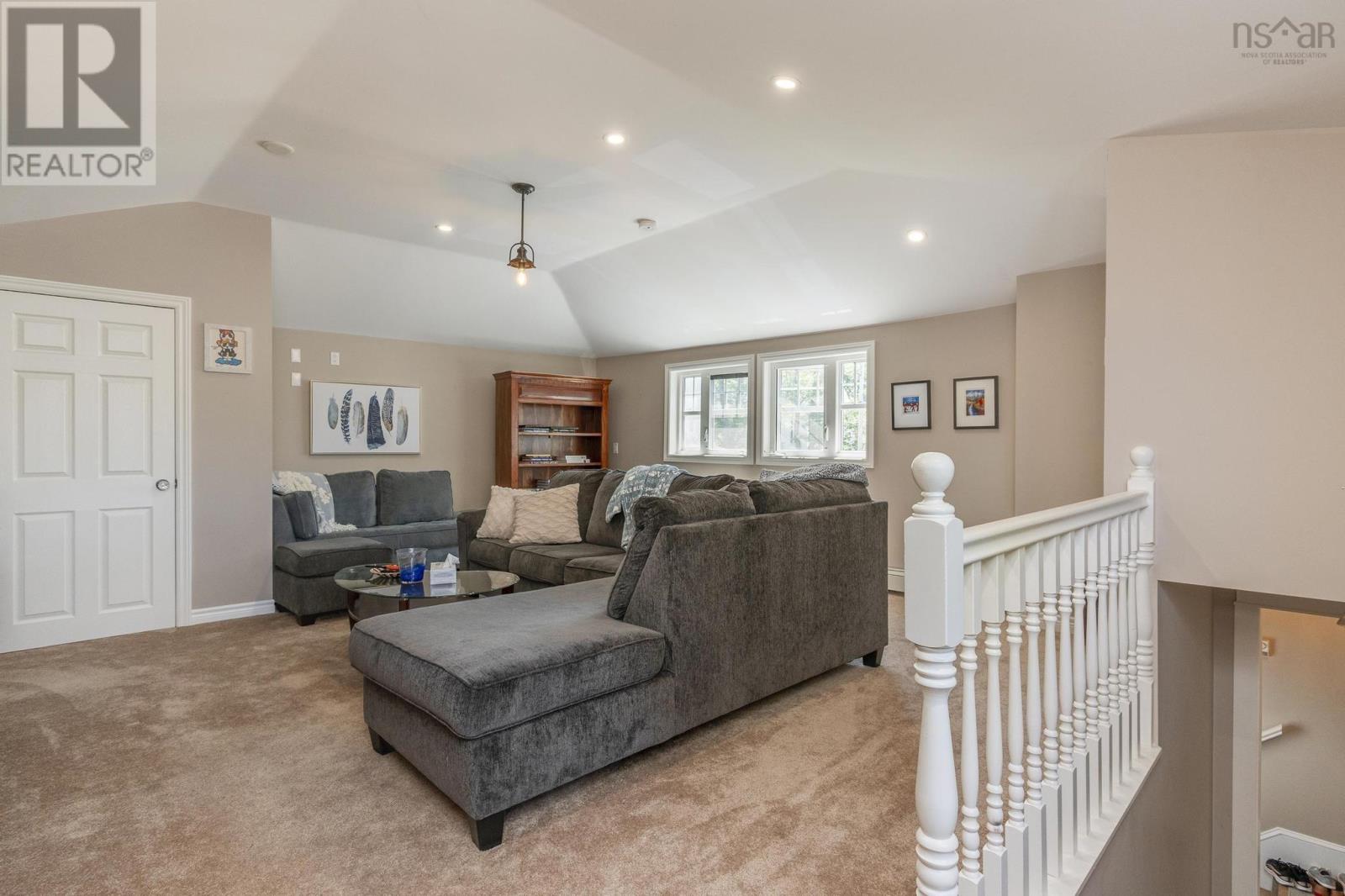 57 Alexandra Avenue - 22