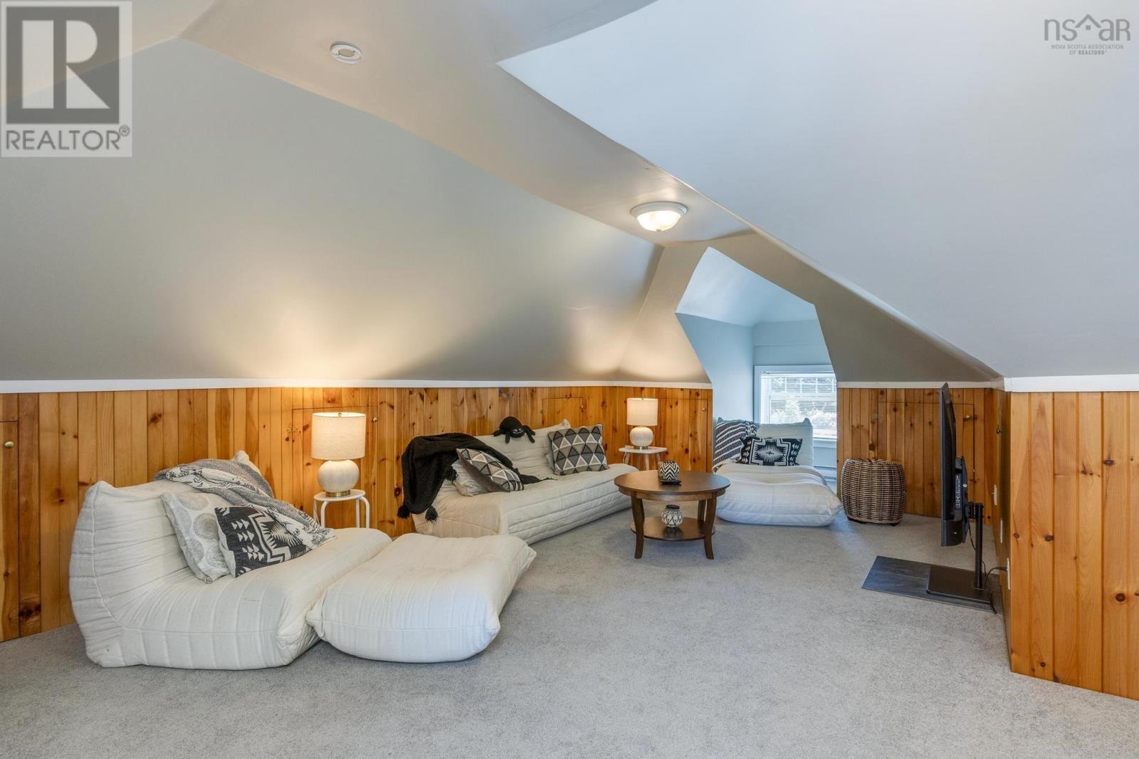 57 Alexandra Avenue - 43