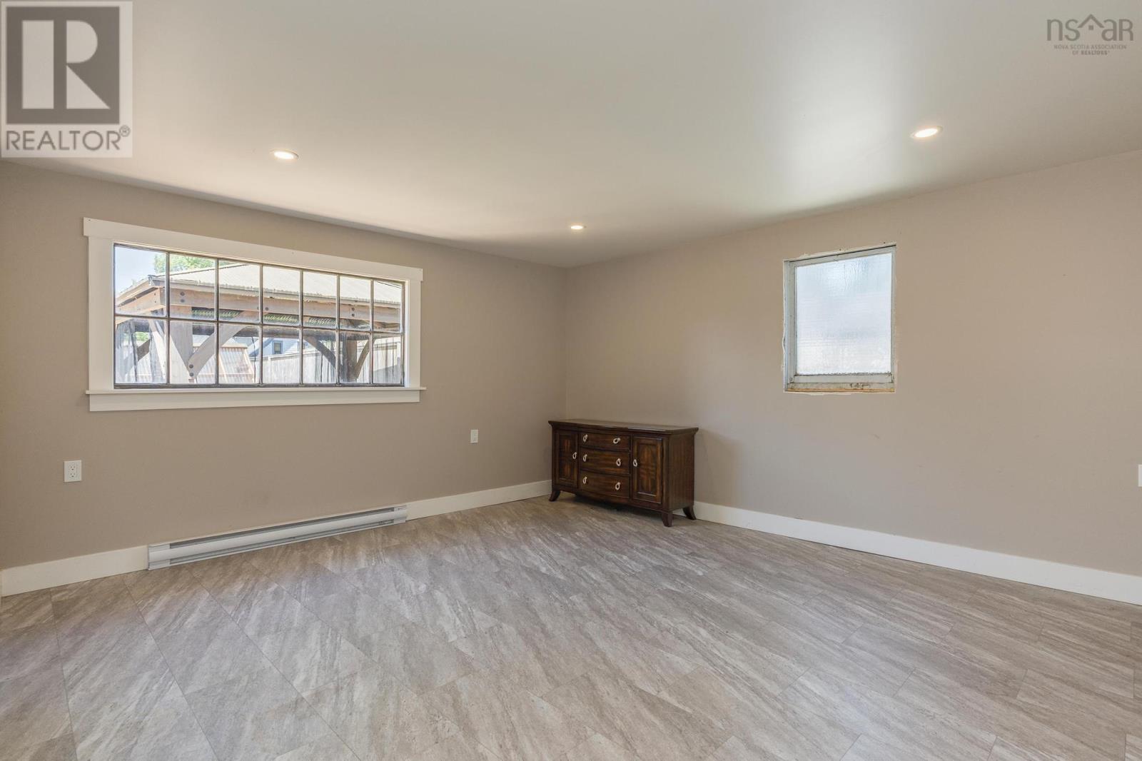 57 Alexandra Avenue - 44