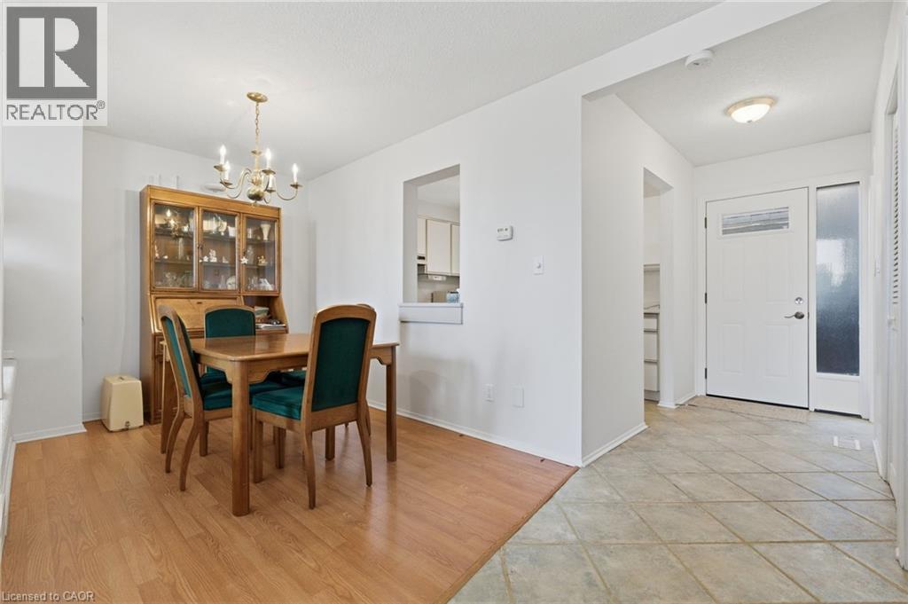 #46 122 LAKESHORE Road - 10