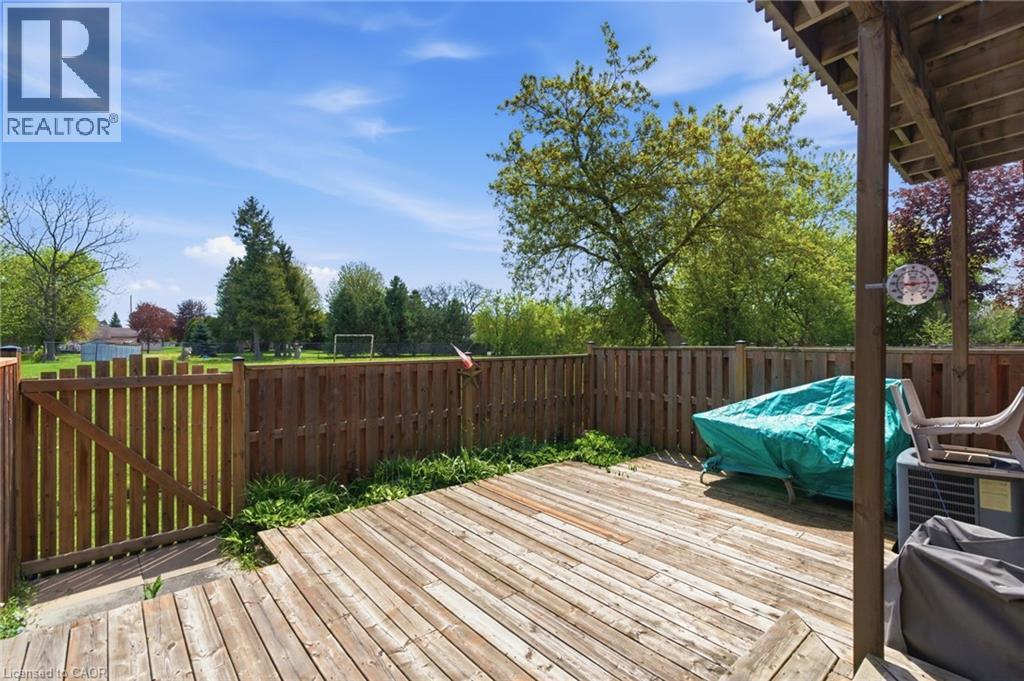 #46 122 LAKESHORE Road - 22