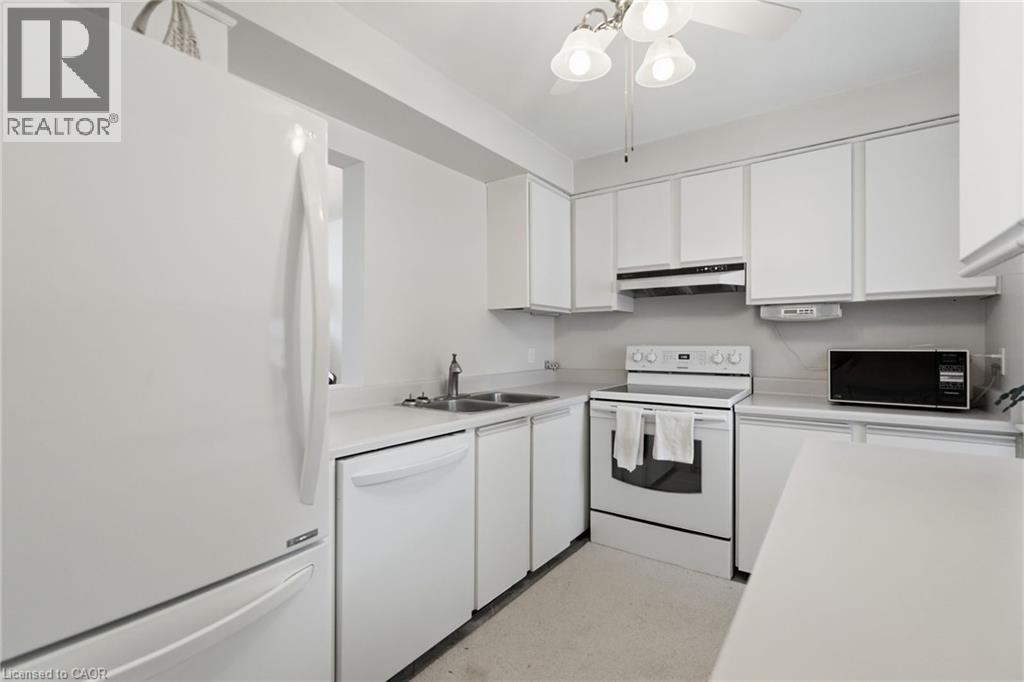 #46 122 LAKESHORE Road - 8