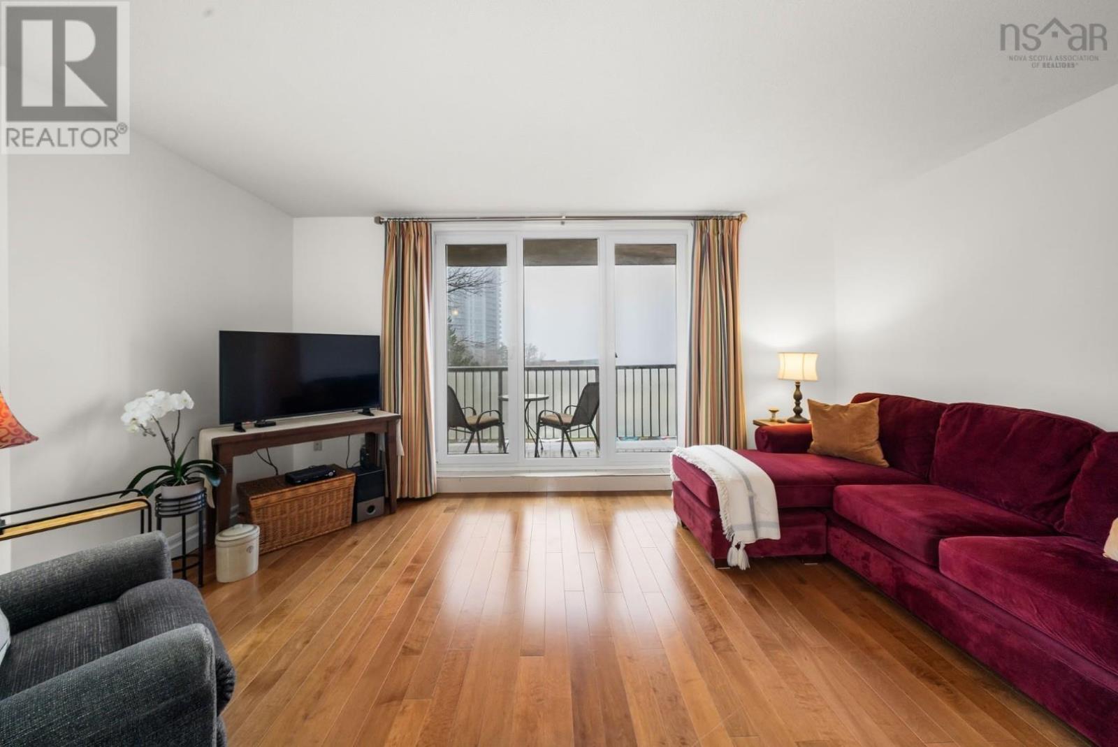 #114 45 Vimy Avenue - 9