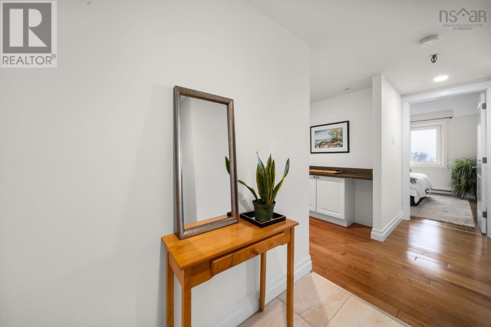 #114 45 Vimy Avenue - 5