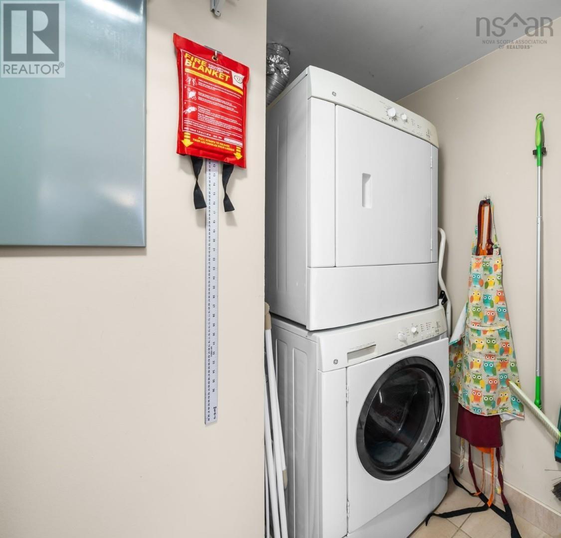 #114 45 Vimy Avenue - 22