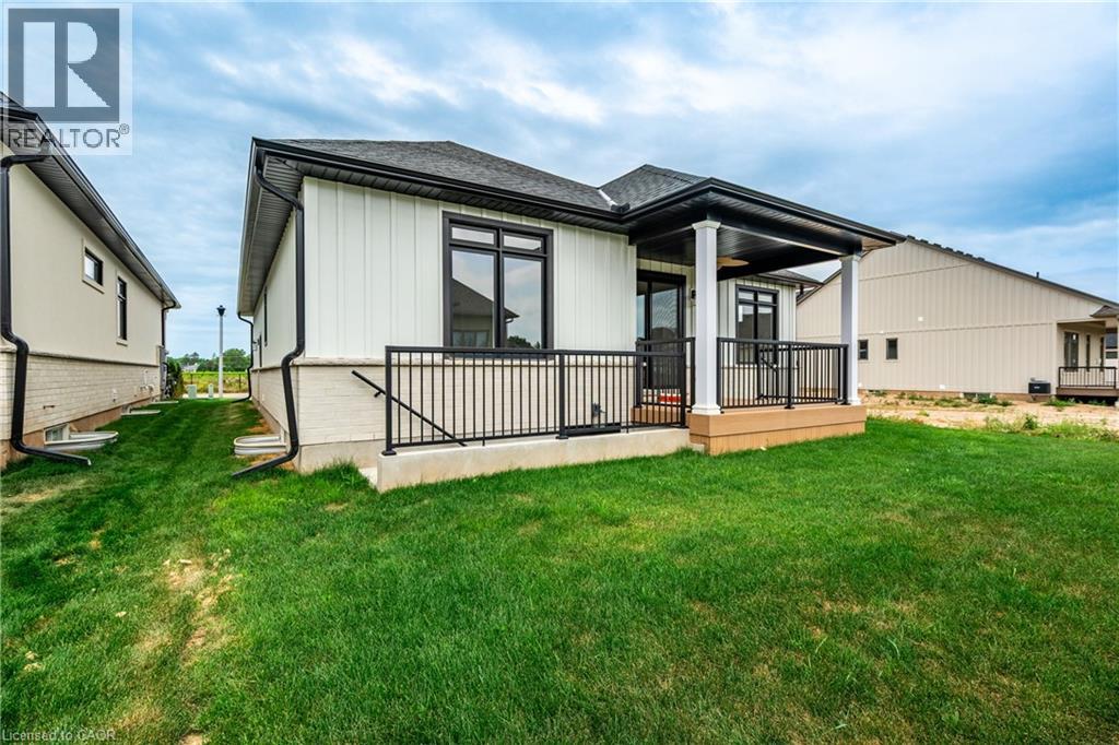 19 OAKLEY Drive - 45