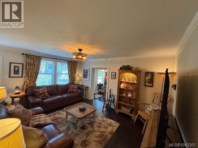 740 Newbury St - 14