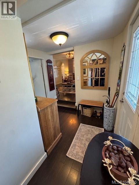 740 Newbury St - 21