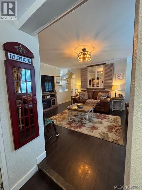 740 Newbury St - 20