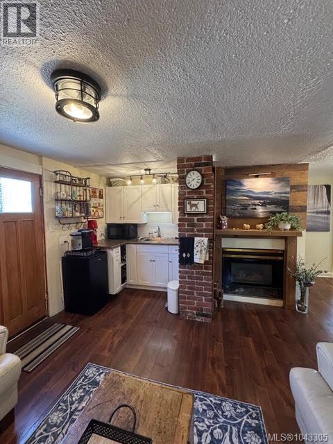 740 Newbury St - 31