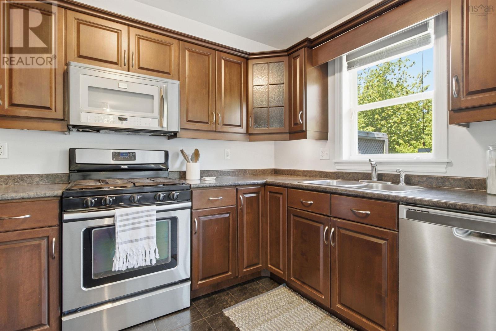 79 Collingwood Court - 11