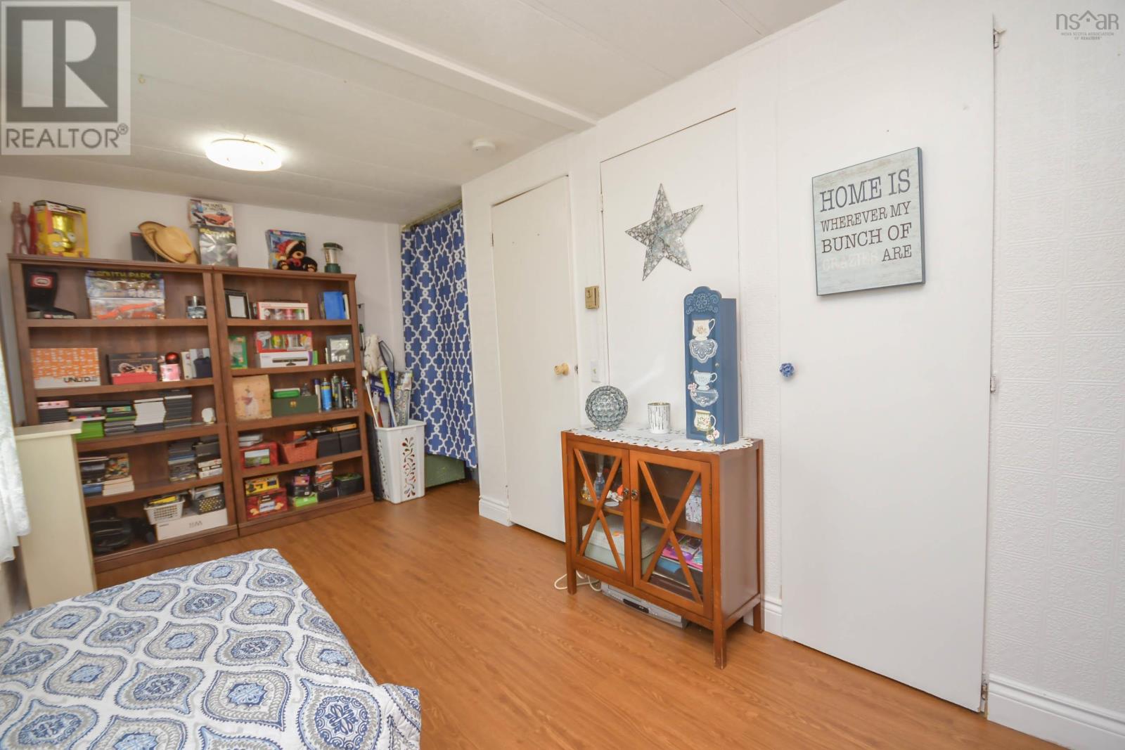 1526 Woodbine Drive - 24