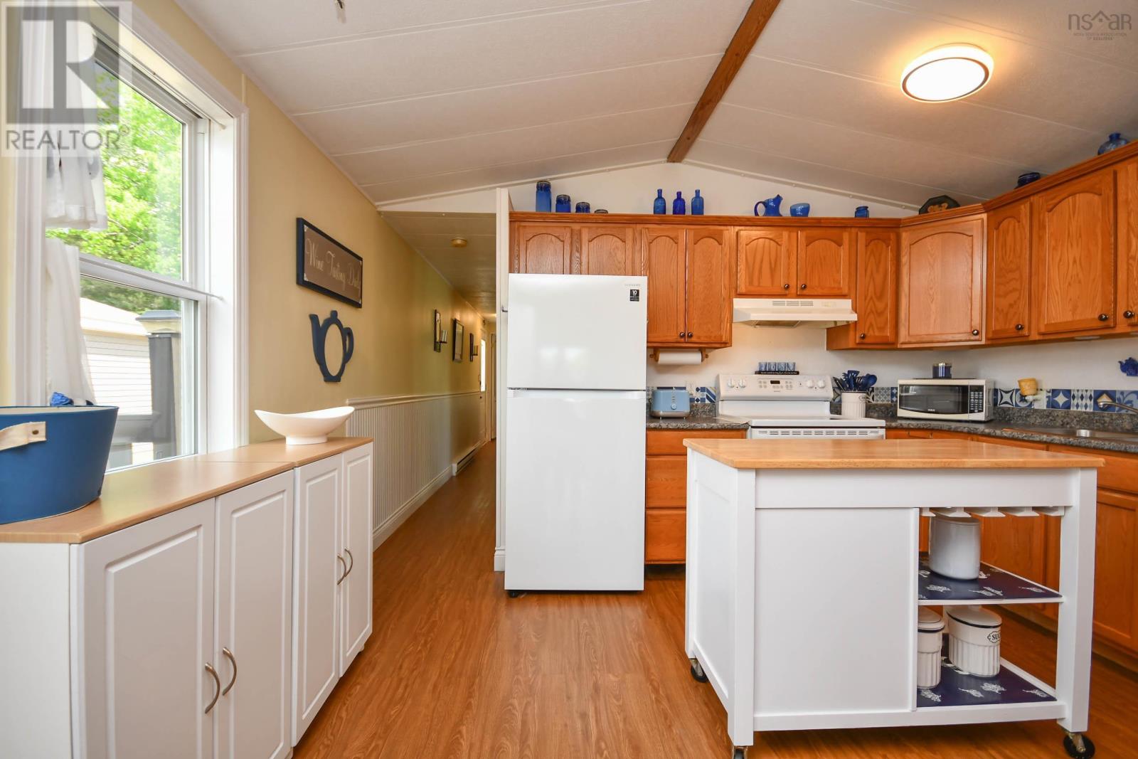 1526 Woodbine Drive - 18