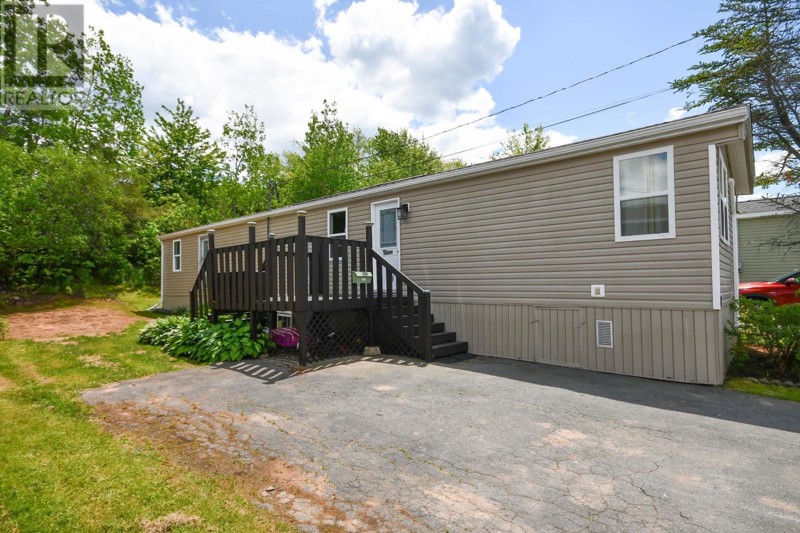1526 Woodbine Drive - 40