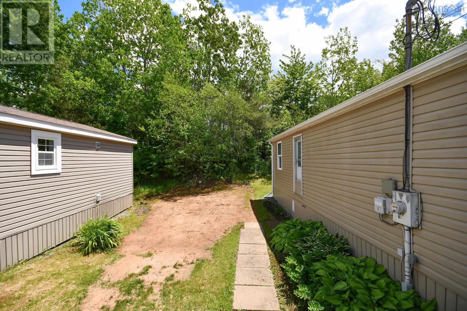 1526 Woodbine Drive - 38