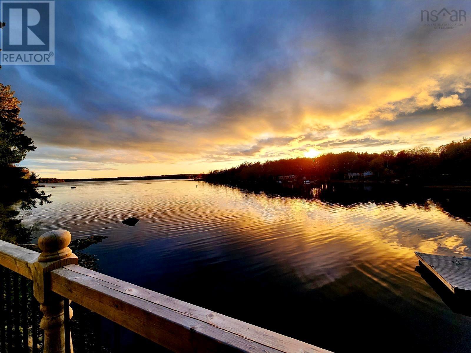 31 Lake Shore Drive - 25
