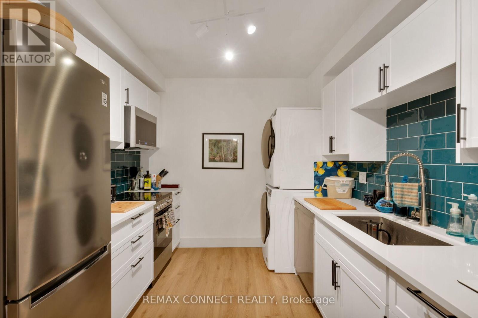 16 ROSEMOUNT AVENUE - 45
