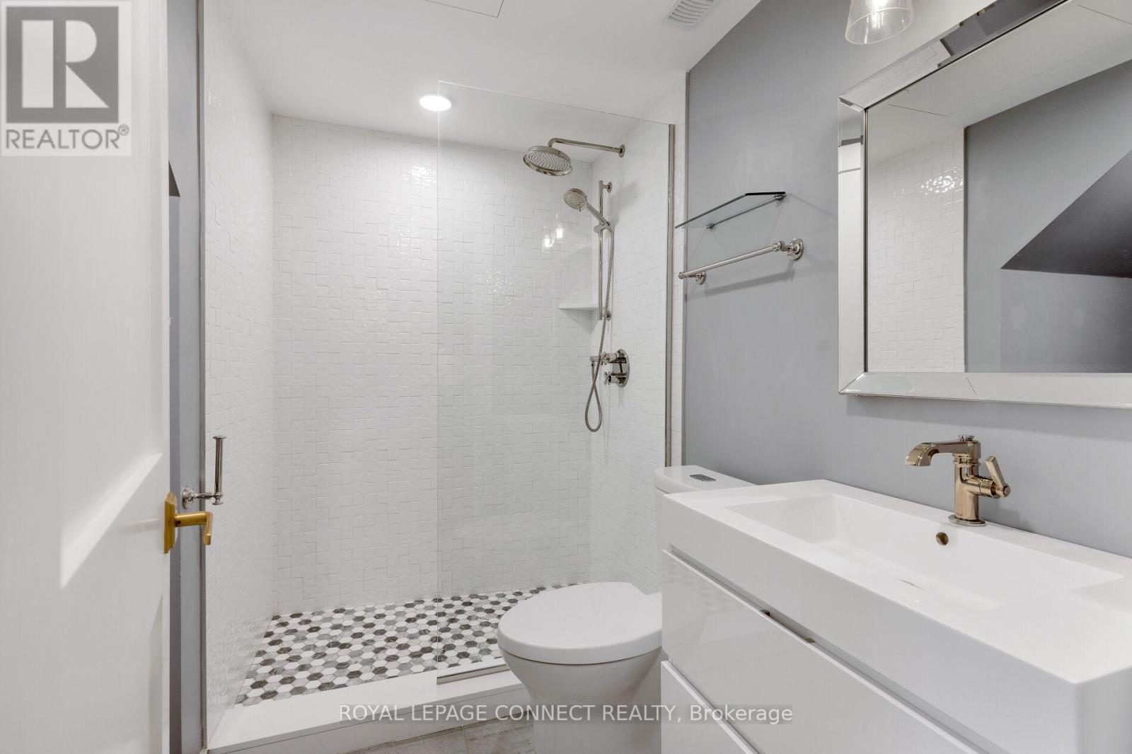16 ROSEMOUNT AVENUE - 16
