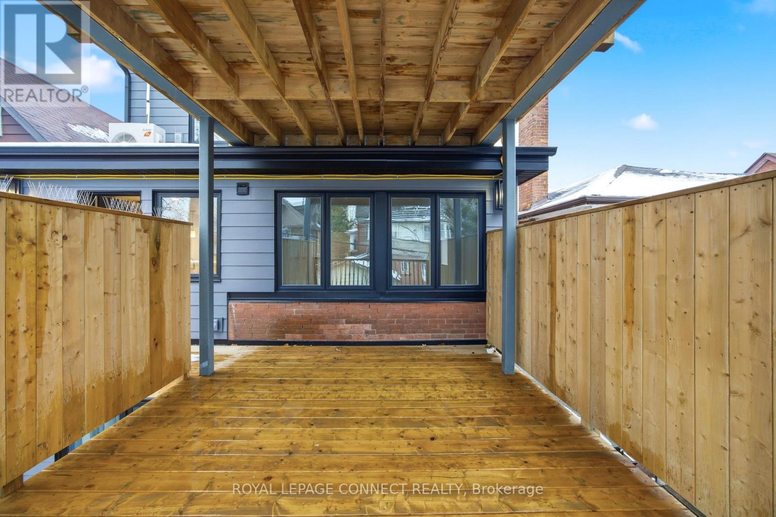 16 ROSEMOUNT AVENUE - 29