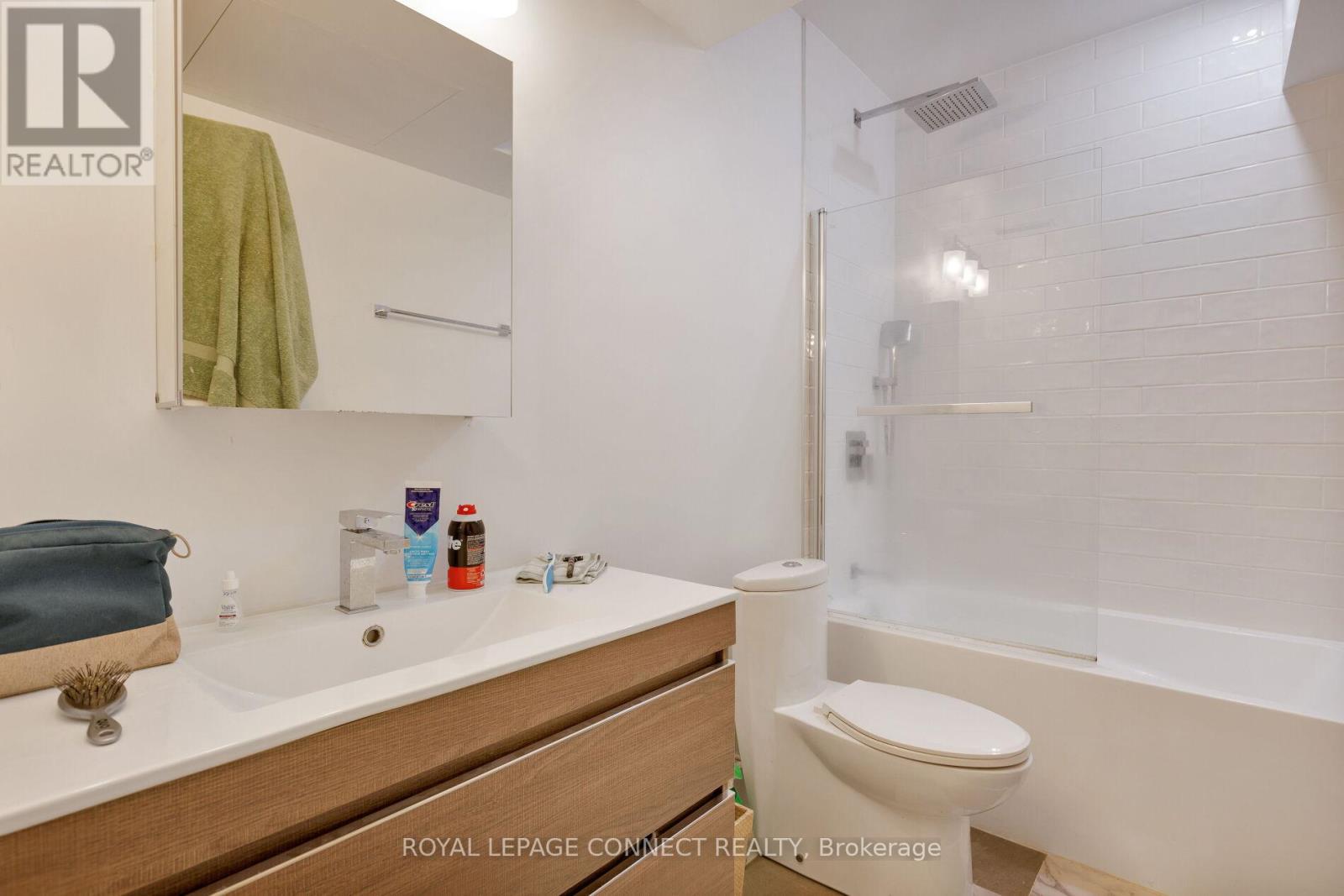 16 ROSEMOUNT AVENUE - 46