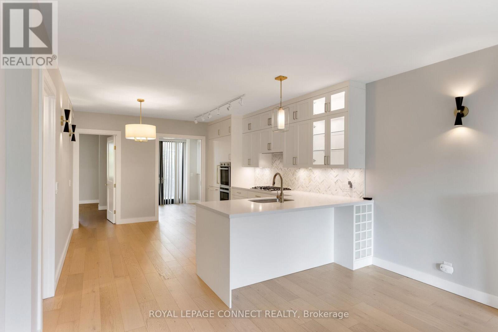 16 ROSEMOUNT AVENUE - 9