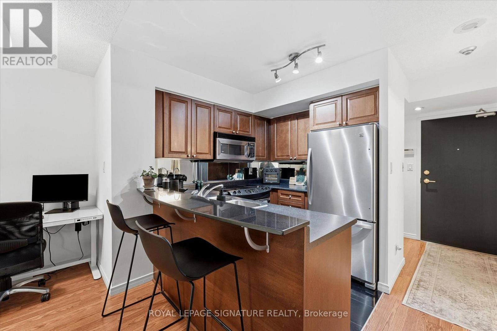 #1223 230 KING STREET E - Image 9