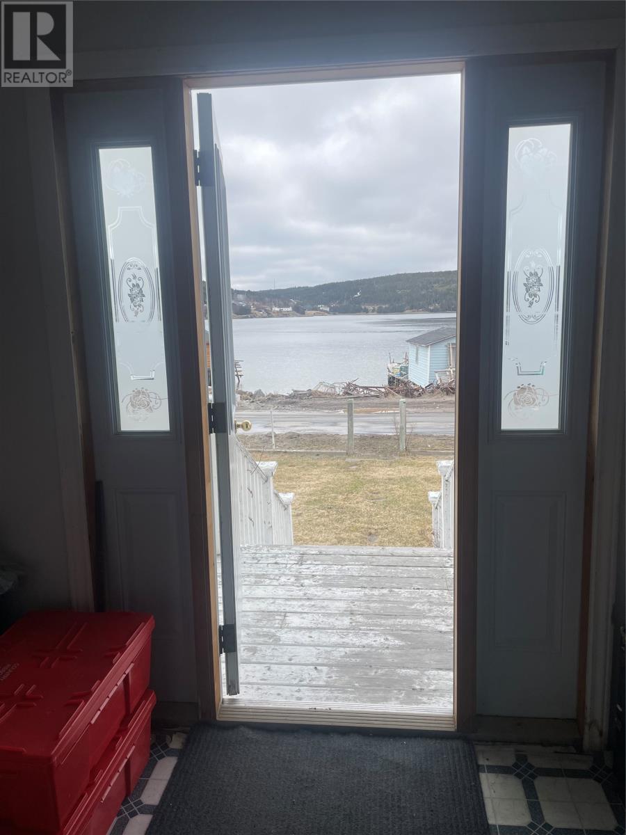 180 Main Road - 13
