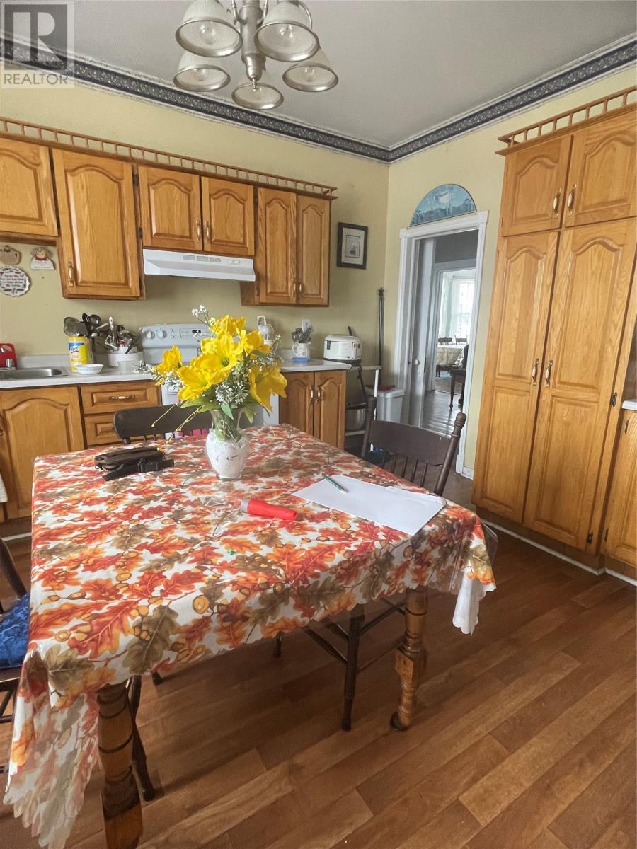 180 Main Road - 20
