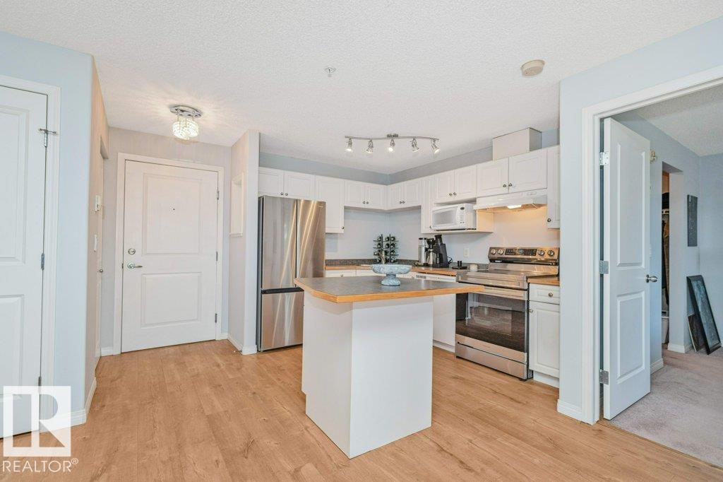 #217 245 EDWARDS DR SW - 3