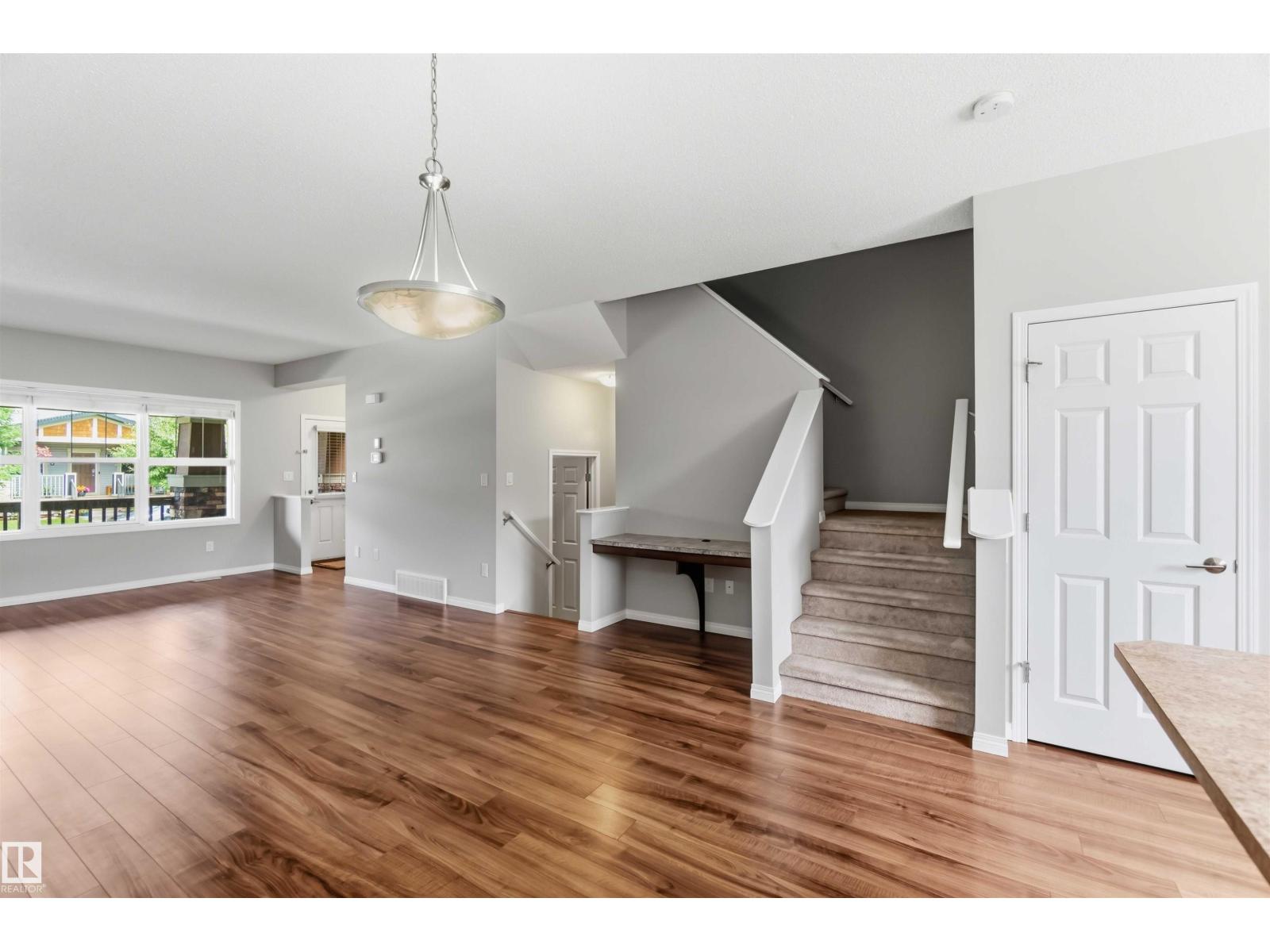 21839 99 AV NW - 17