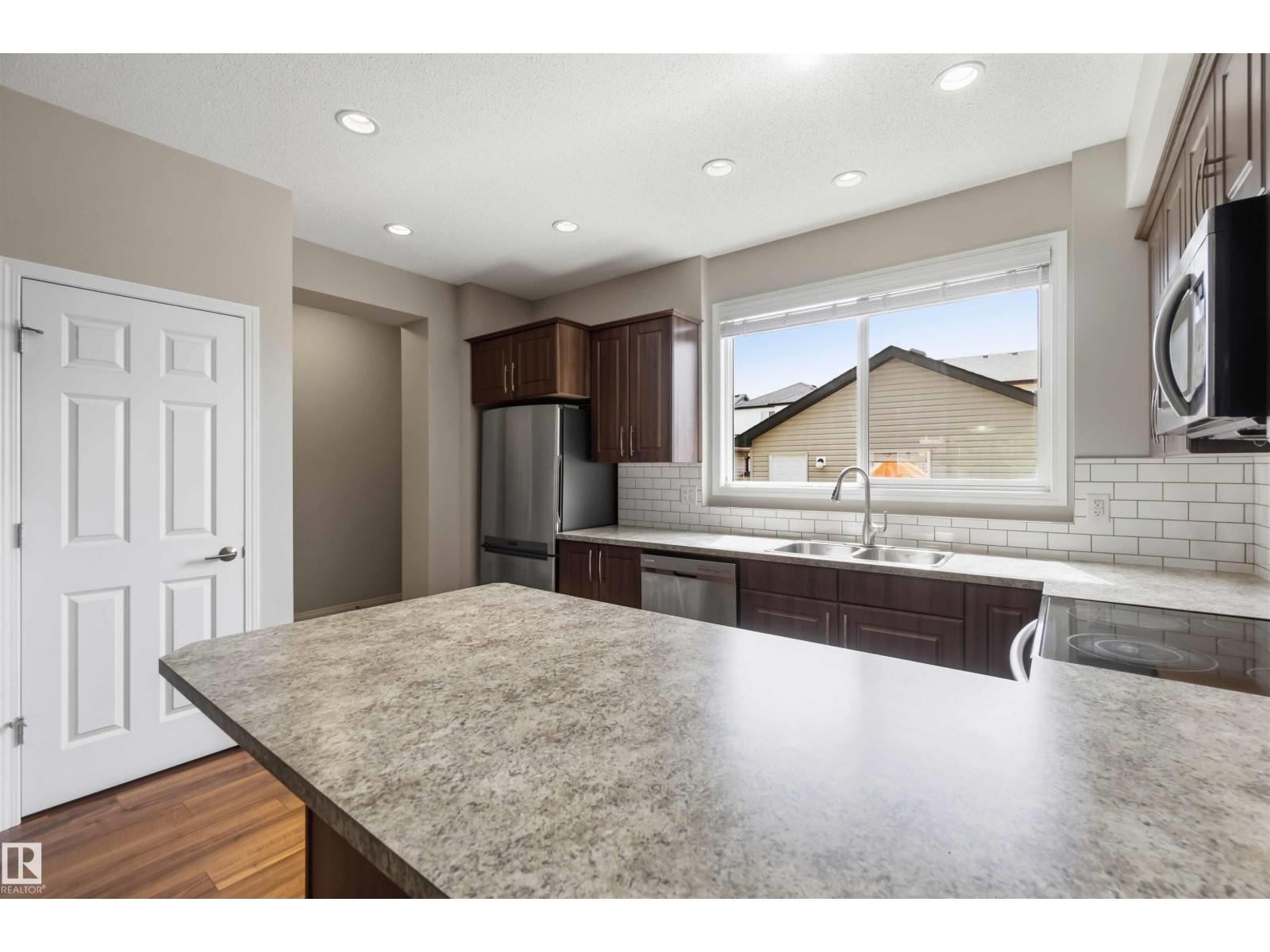 21839 99 AV NW - 20