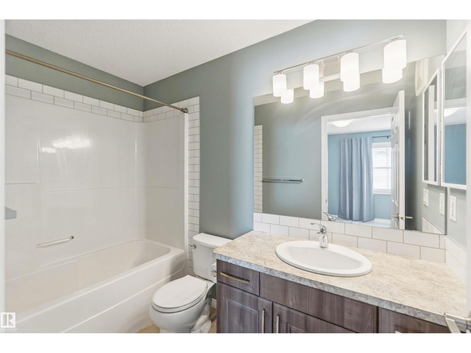 21839 99 AV NW - 45