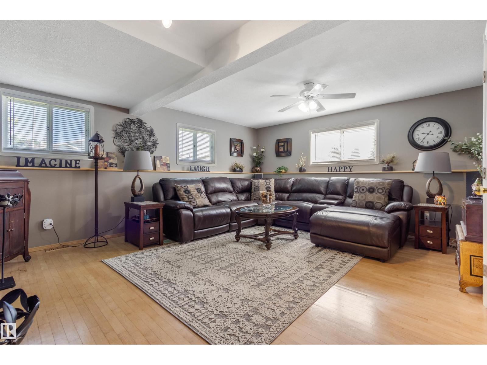 5519 42 ST - 46