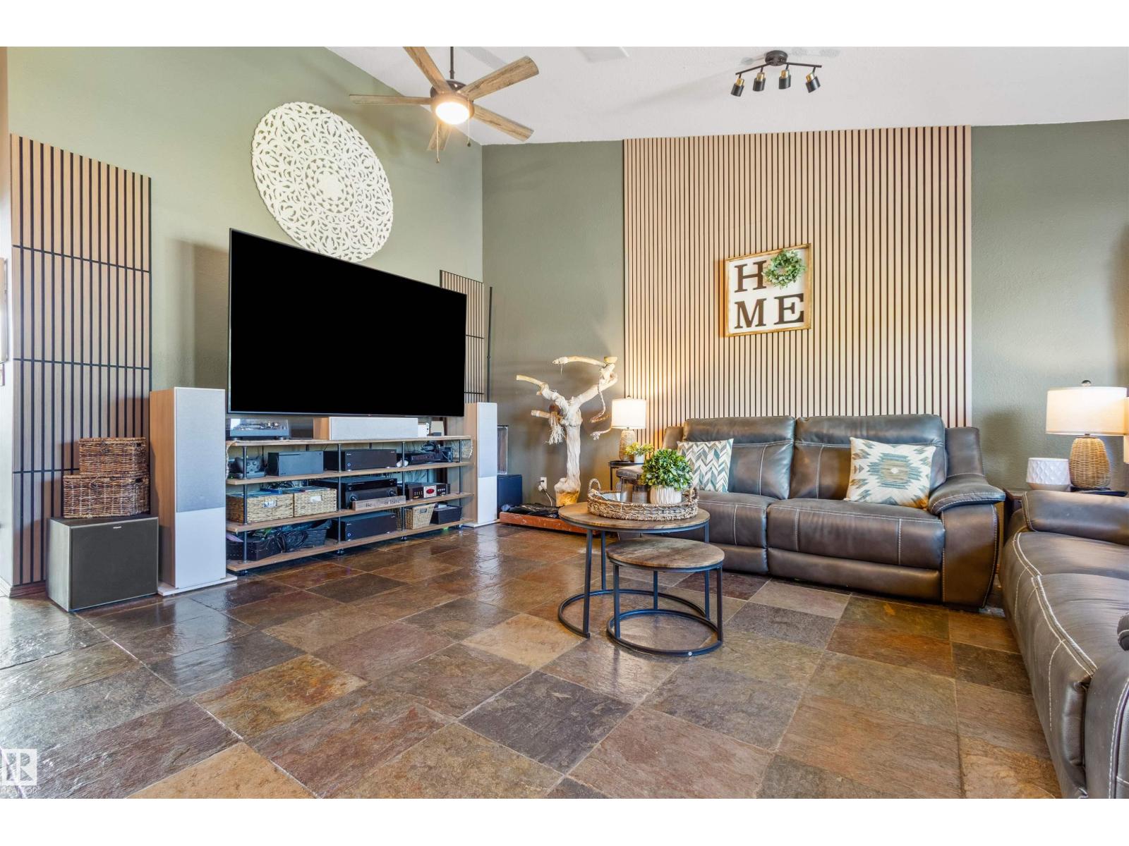 5519 42 ST - 5