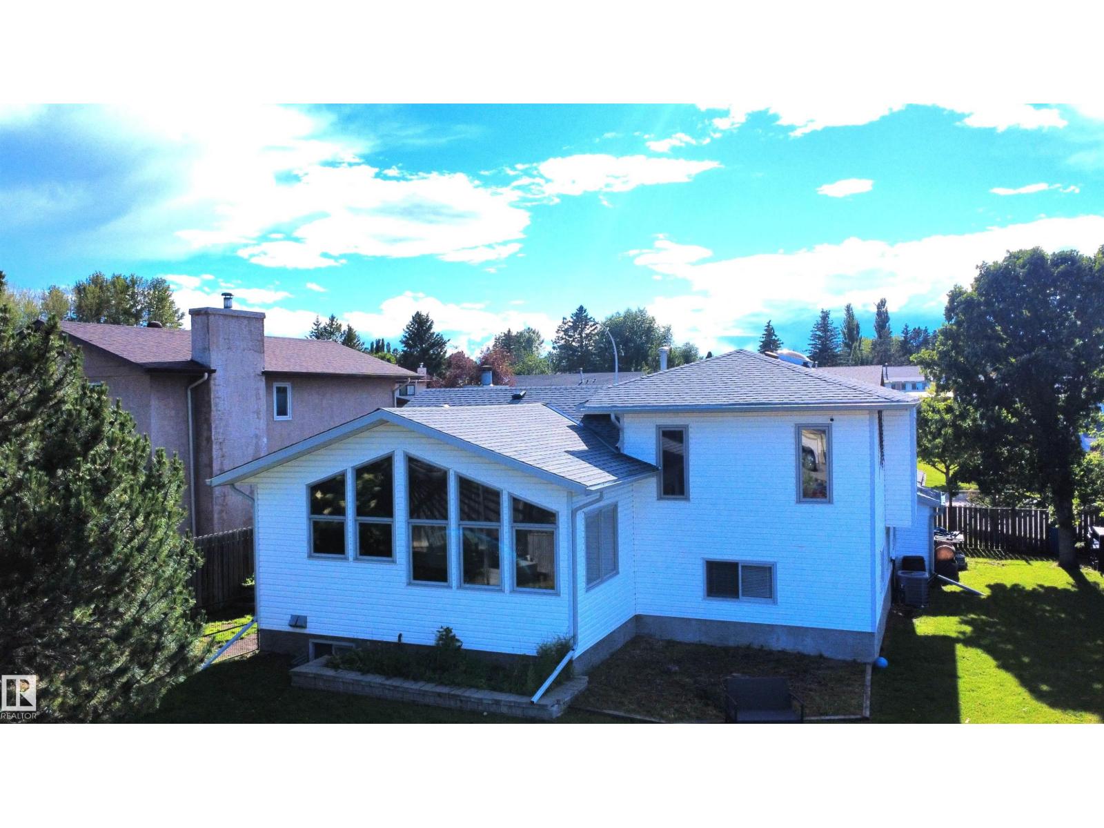 5519 42 ST - 56