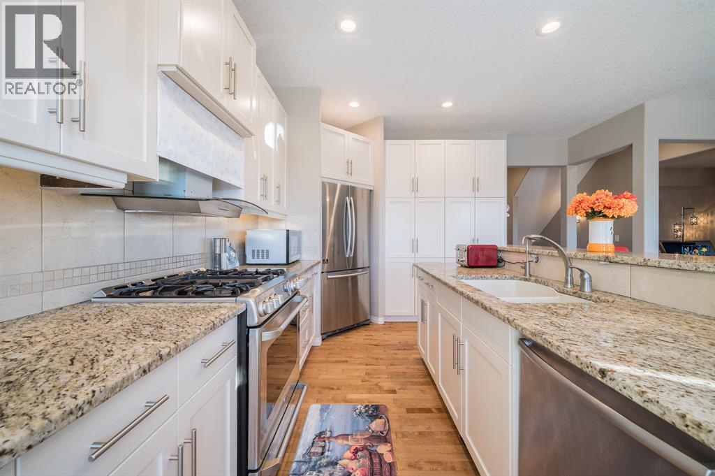 7 Aspen Stone Grove SW - 2