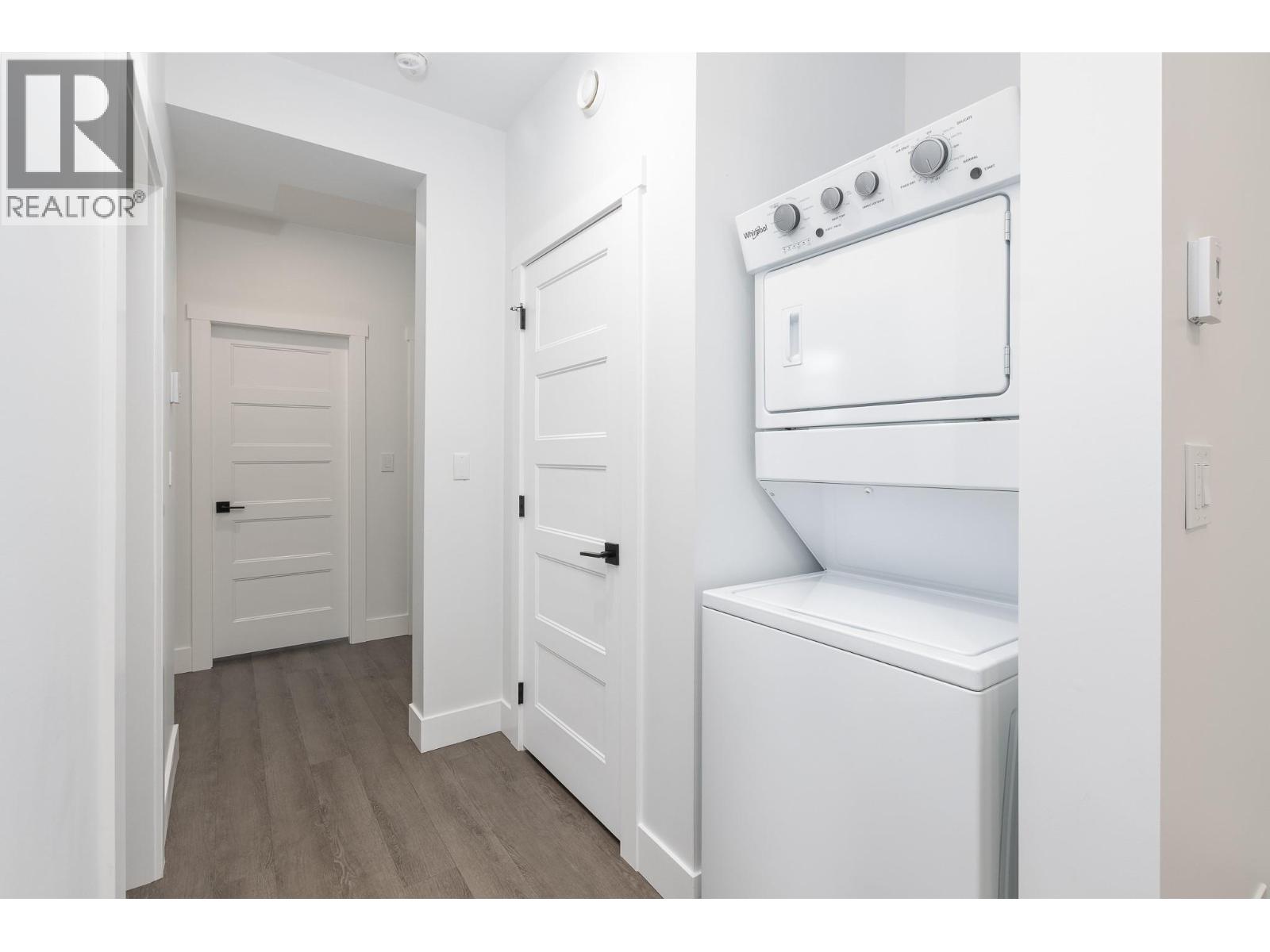 #4 1441 20 Avenue SE - 34