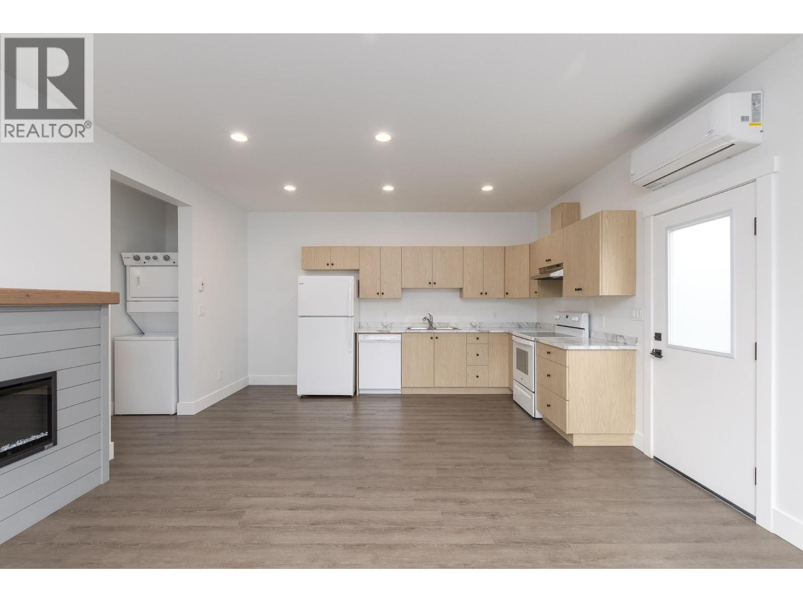 #4 1441 20 Avenue SE - 33
