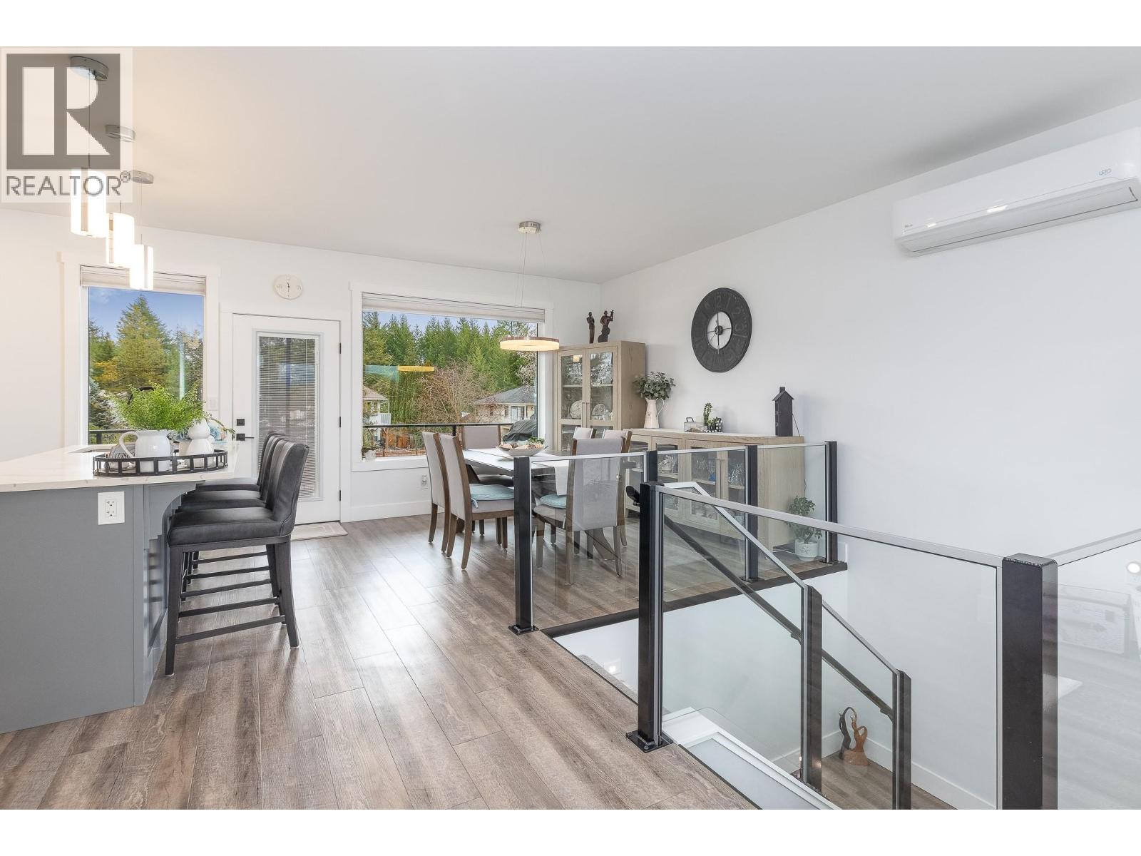 #4 1441 20 Avenue SE - 8