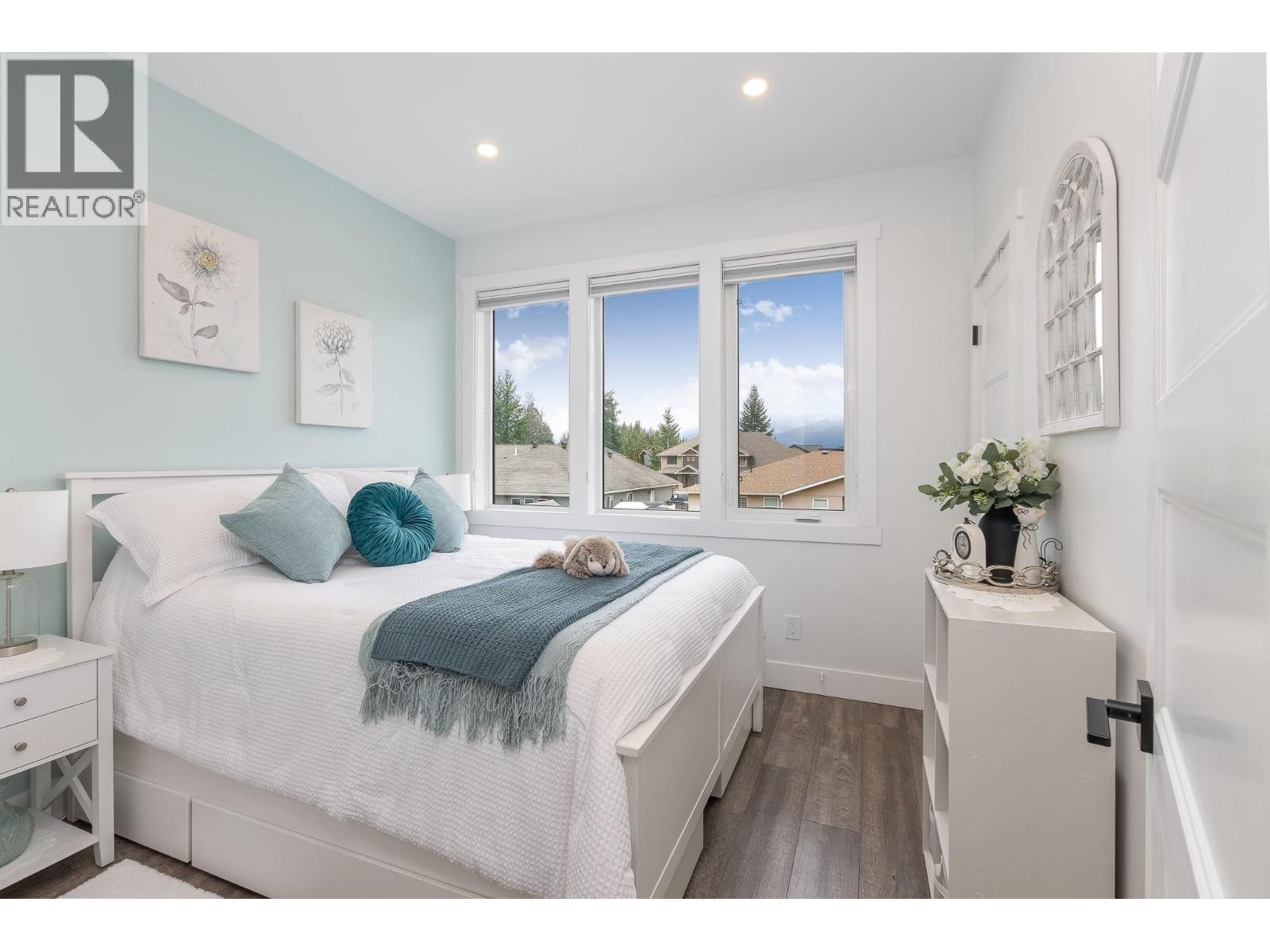 #4 1441 20 Avenue SE - 21