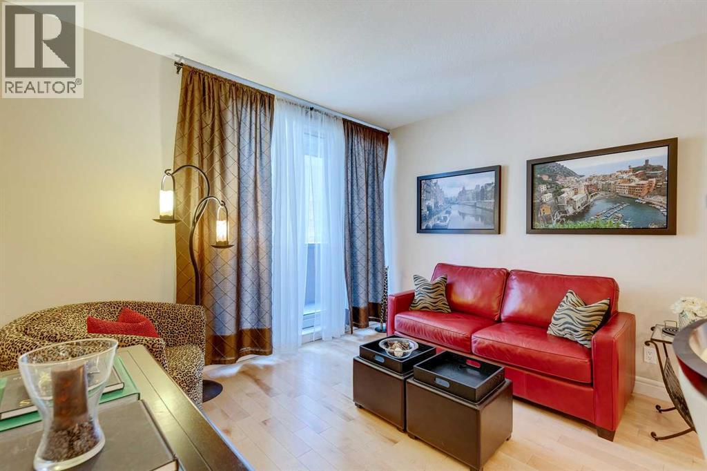 #206 817 15 Avenue SW - 15