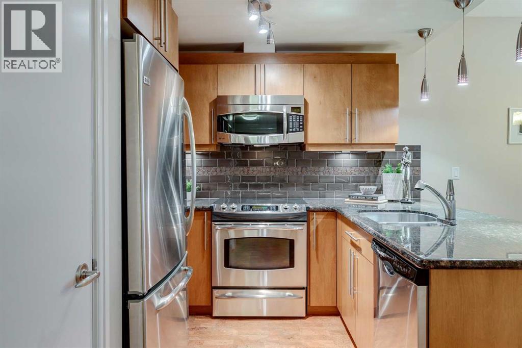 #206 817 15 Avenue SW - 10